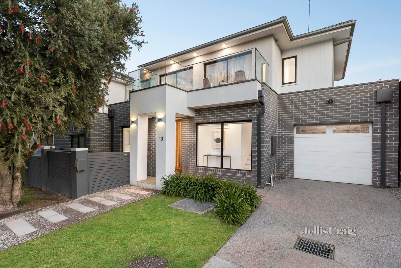 1b Kilburn Street, Strathmore image 1