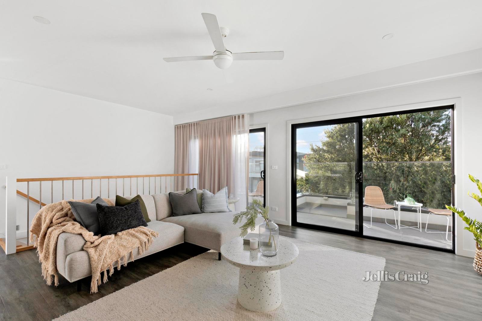 1b Kilburn Street, Strathmore image 3