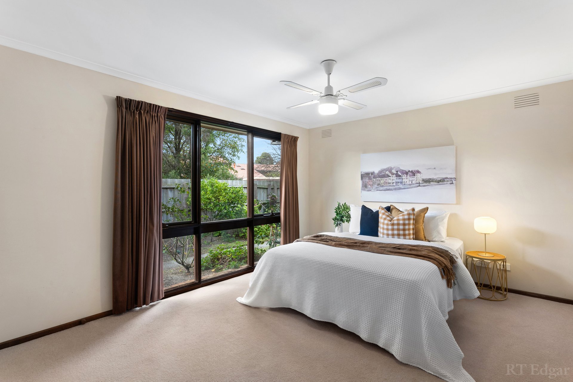 Property Gallery Thumbnail 4