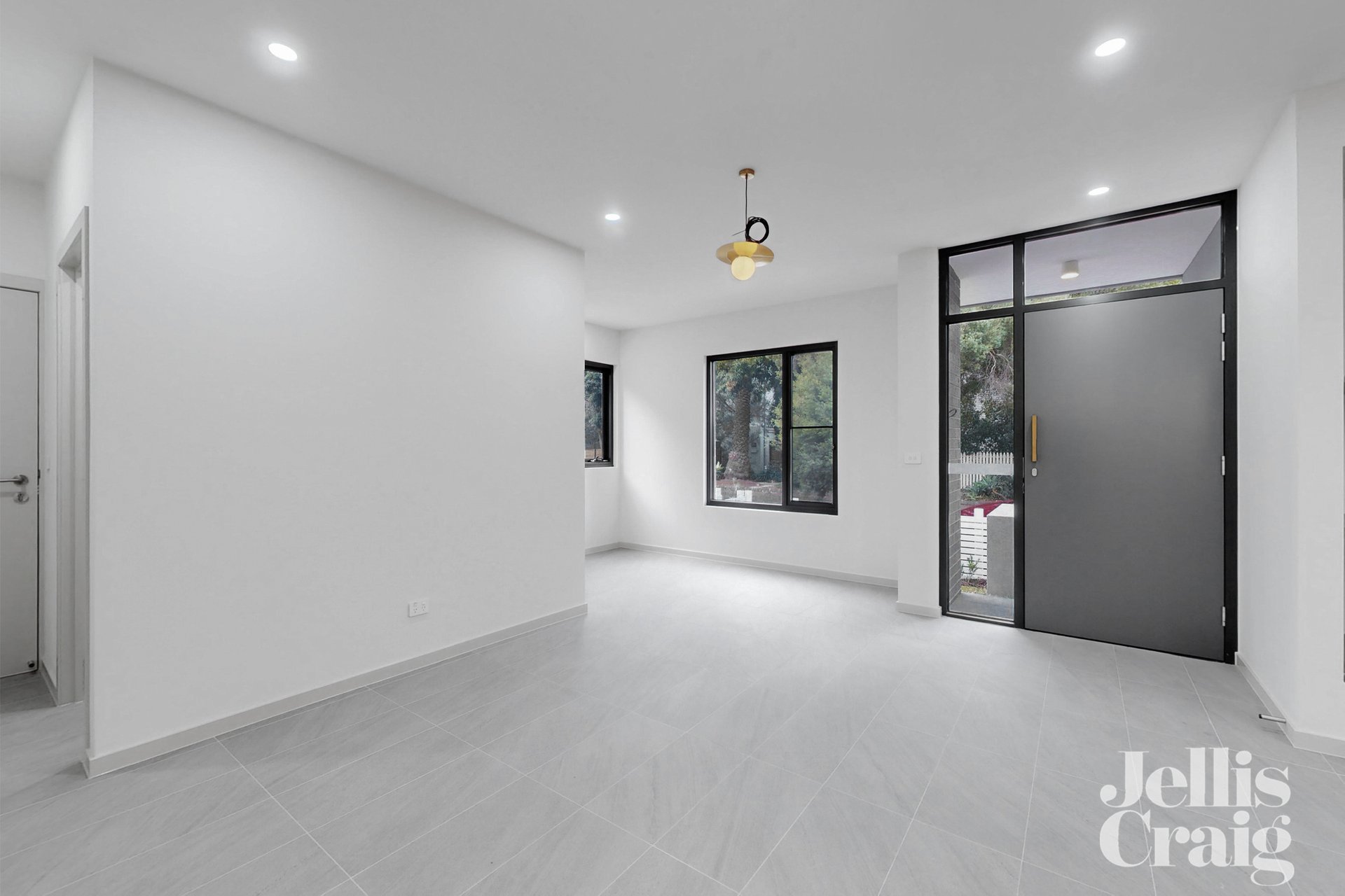 1B Loyola Avenue, Brunswick image 3