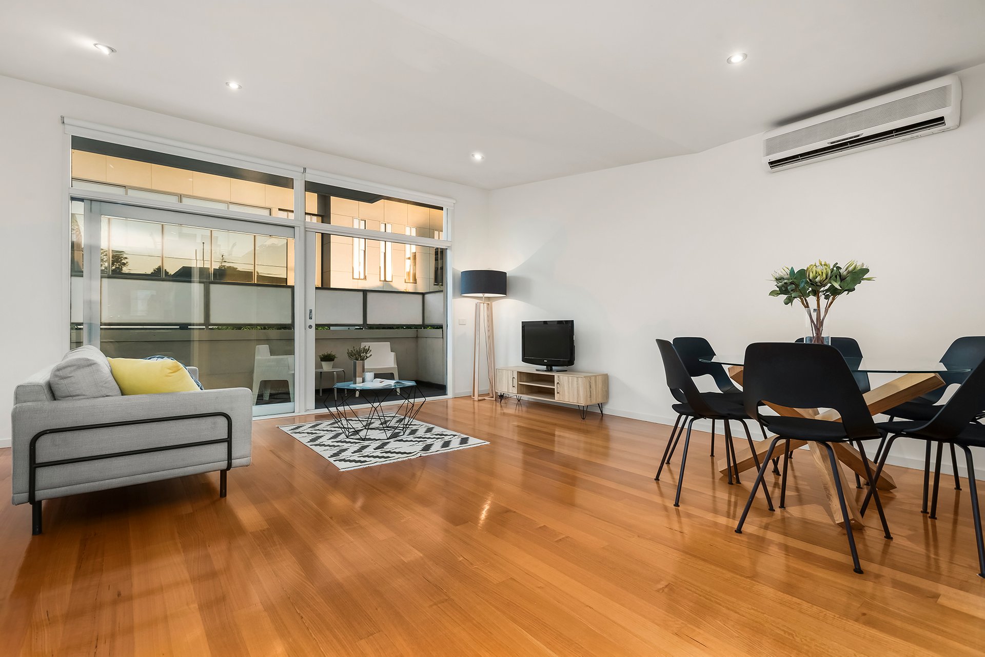 Property Gallery Thumbnail 3