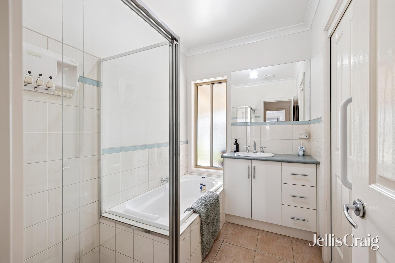1B McGrath Street, Castlemaine image 7