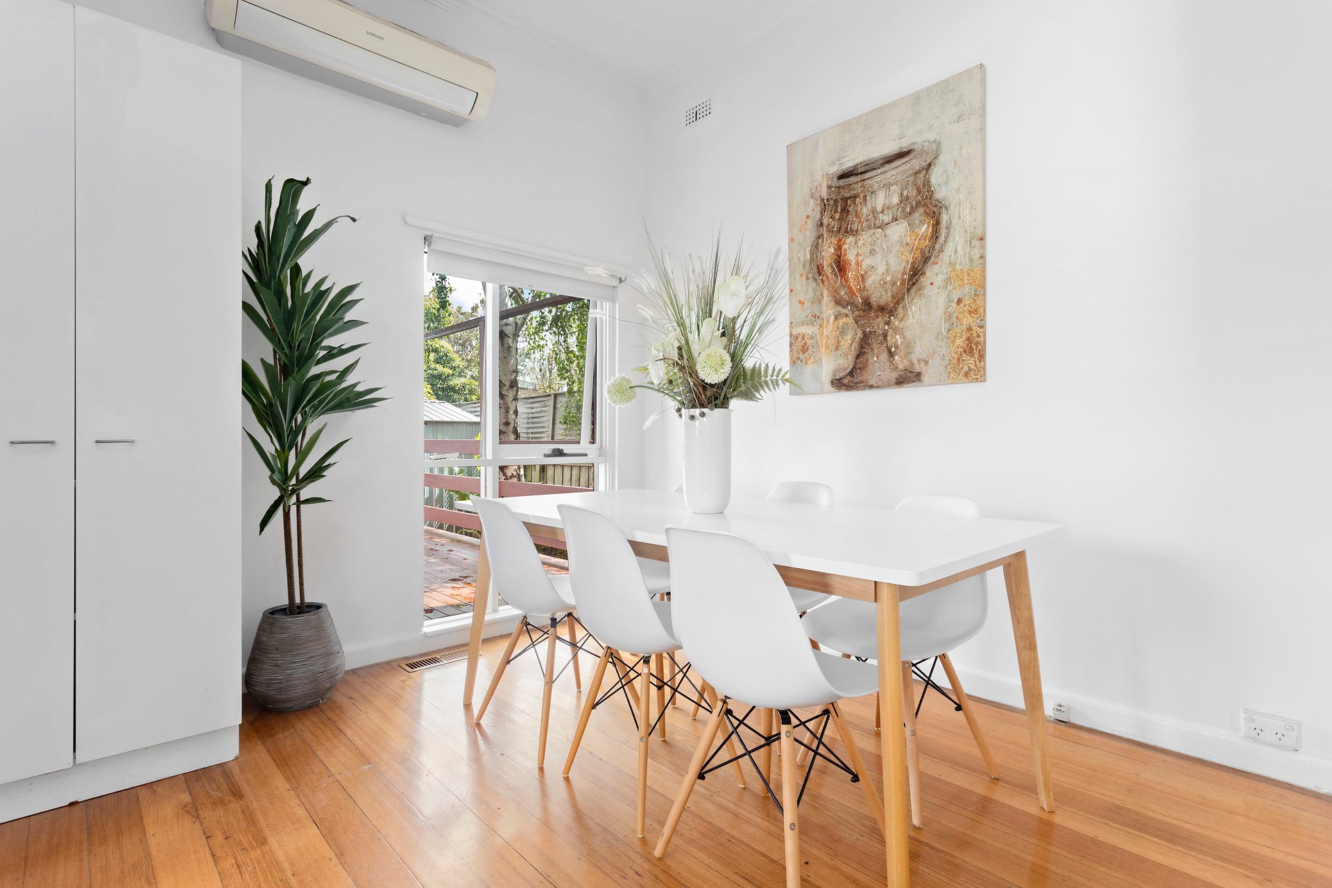 Property Gallery Thumbnail 5