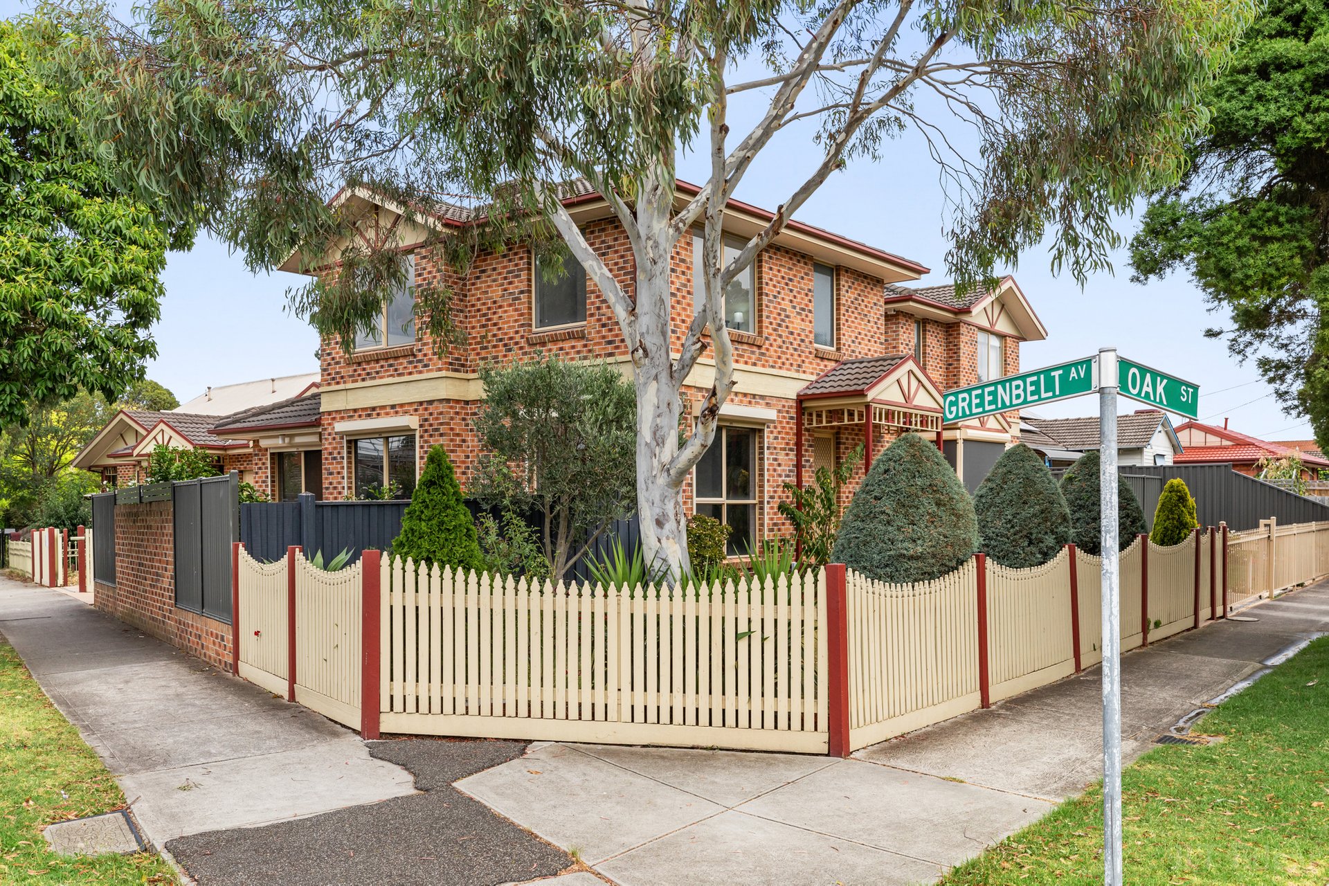 Property Gallery - Main Image