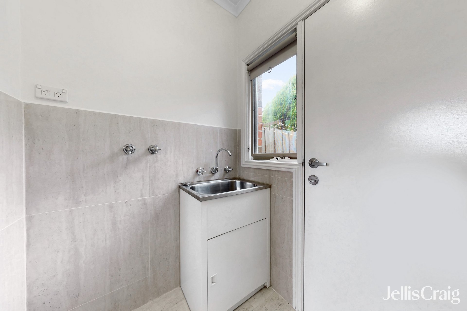 1B Oloughlan Street, Ormond image 13