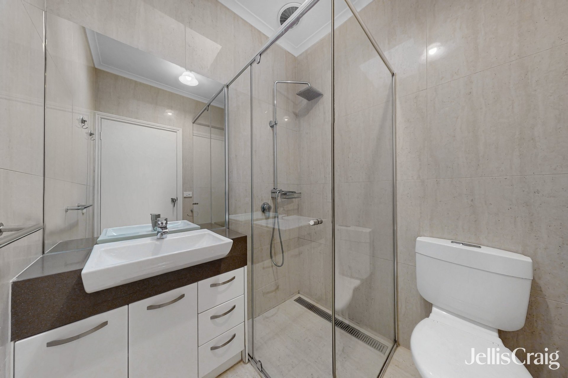 1B Oloughlan Street, Ormond image 11