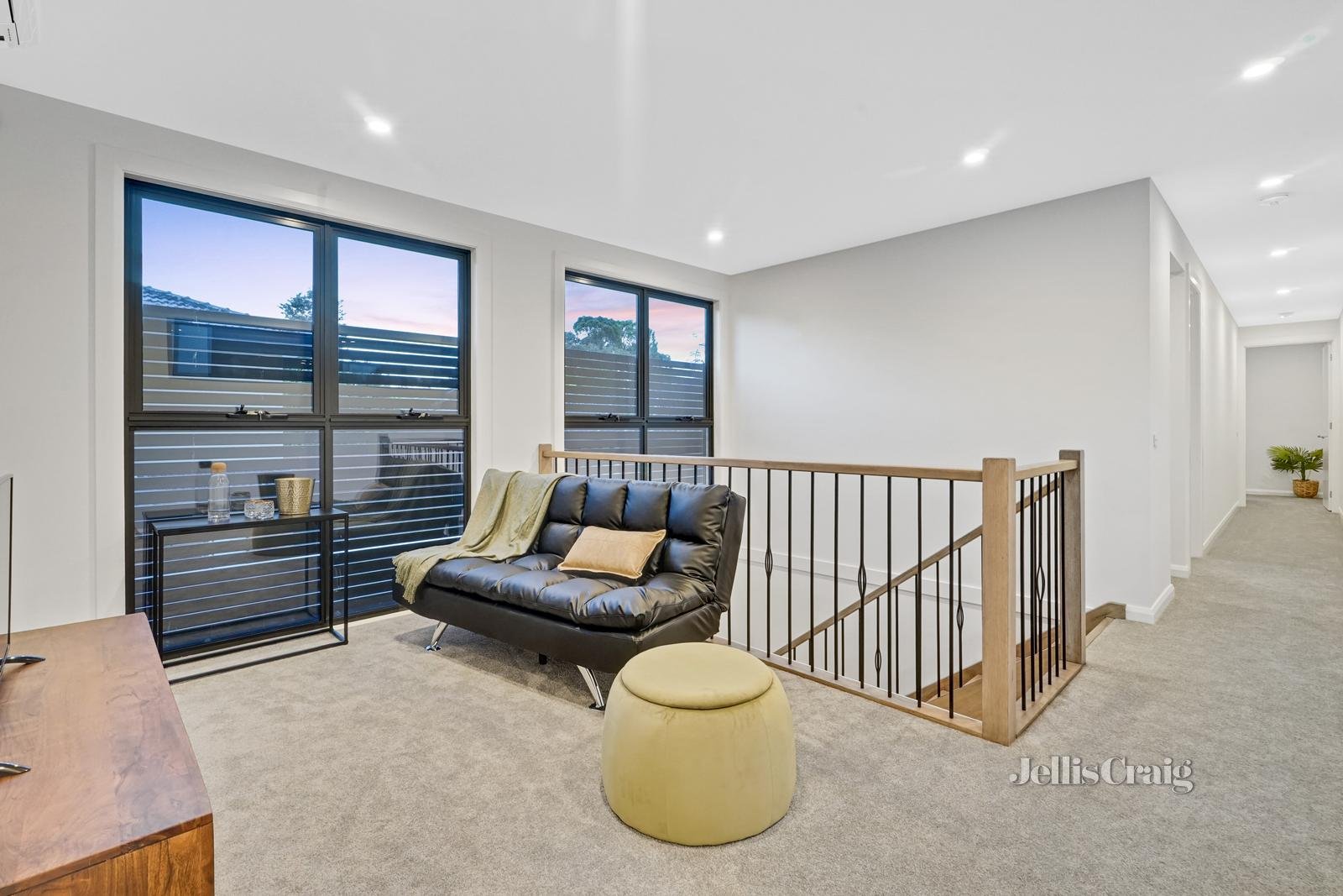 1B Regent Street, Mount Waverley image 7