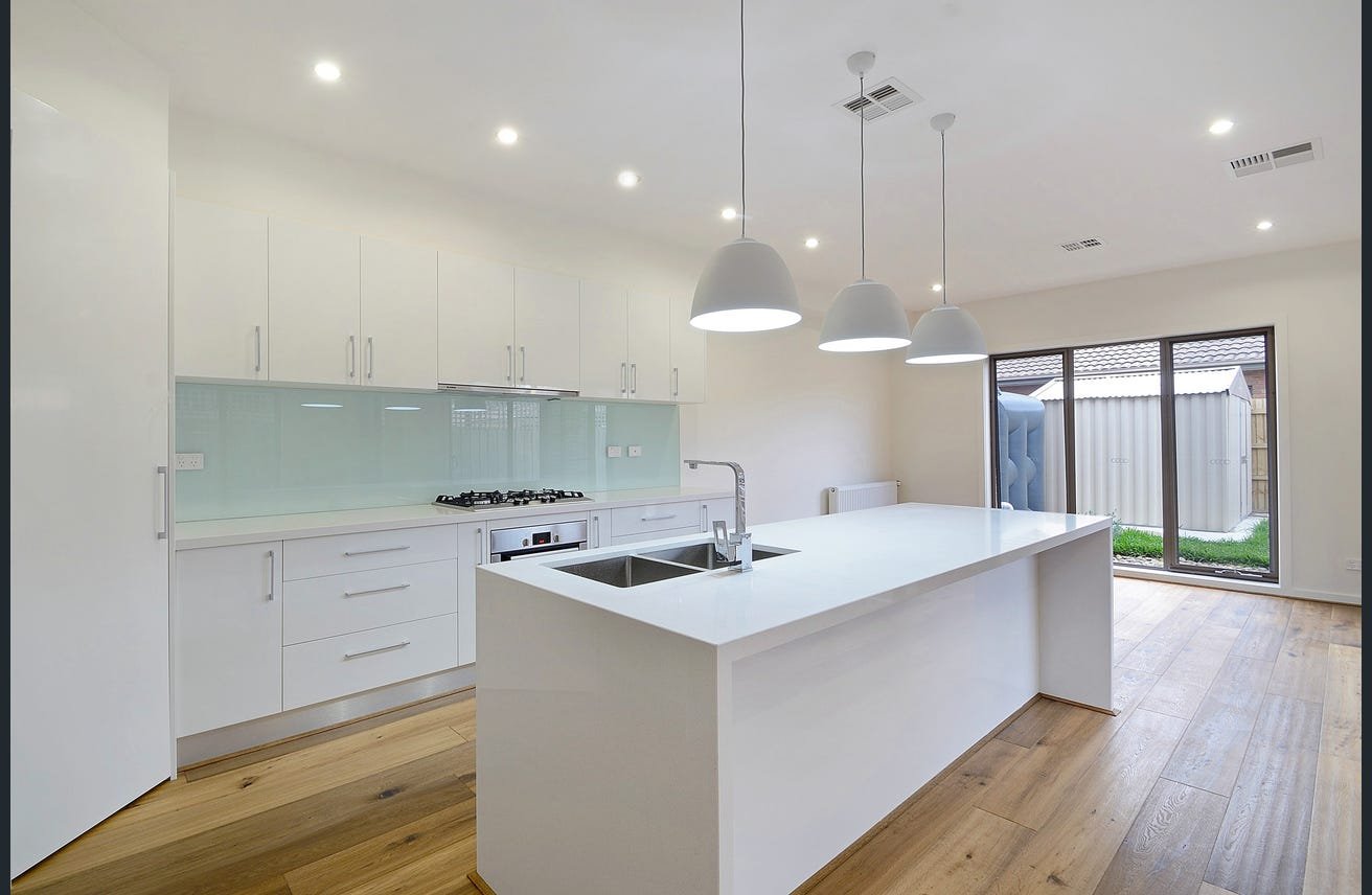 1B Rivoli Street Mentone