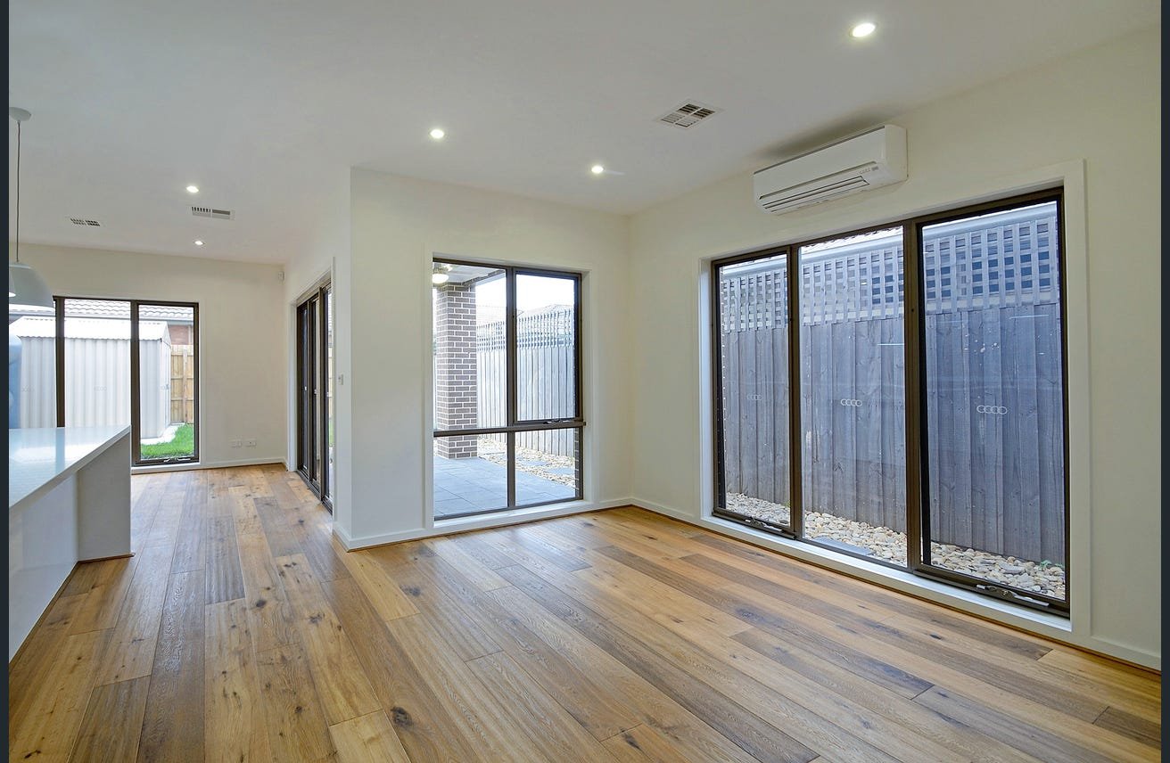 1B Rivoli Street Mentone