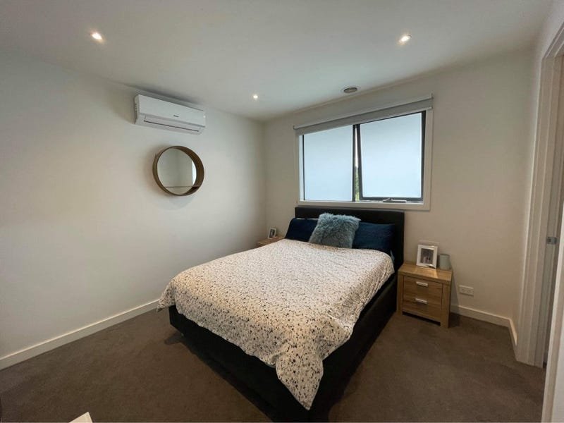 Property Gallery Thumbnail 7