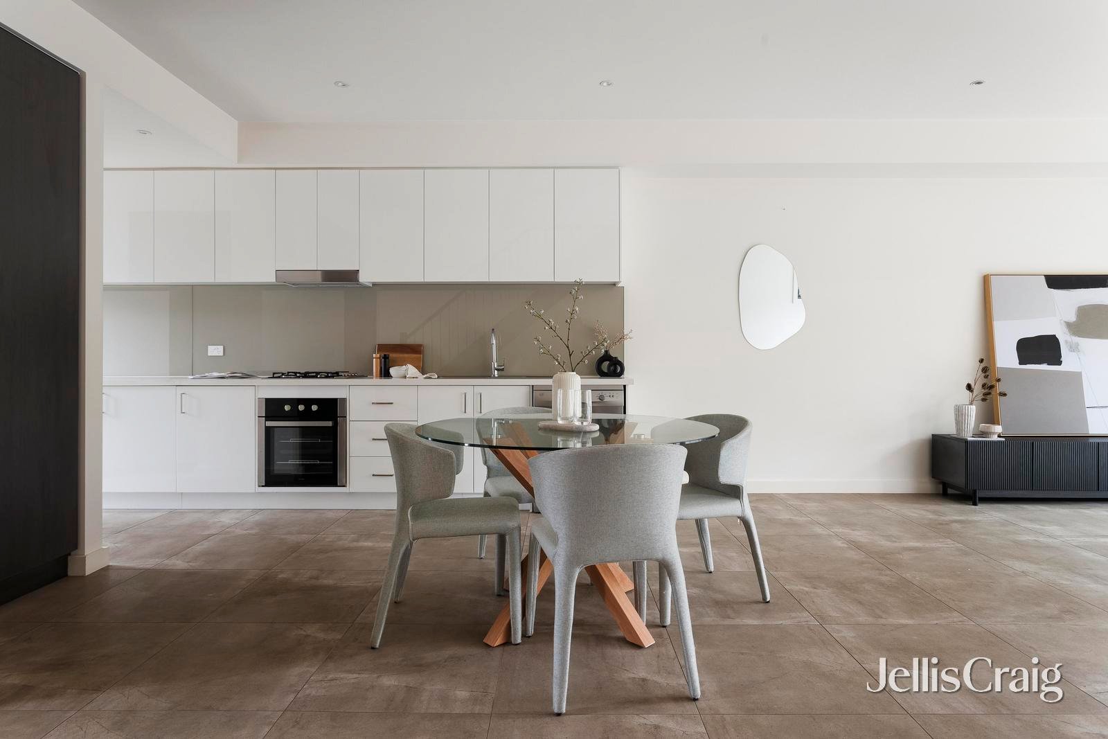 1B Toni Street, Doncaster image 5