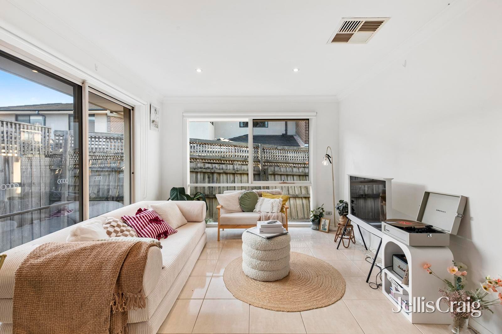 1B View Road, Glen&nbsp;Waverley image 2