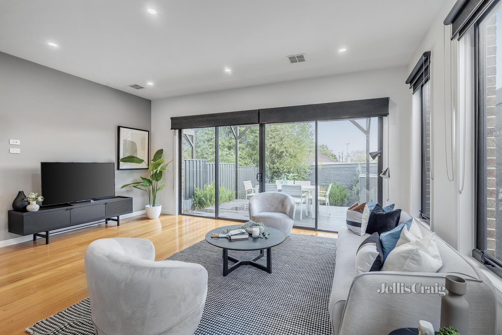 1b Wilson Street, Bentleigh image 7