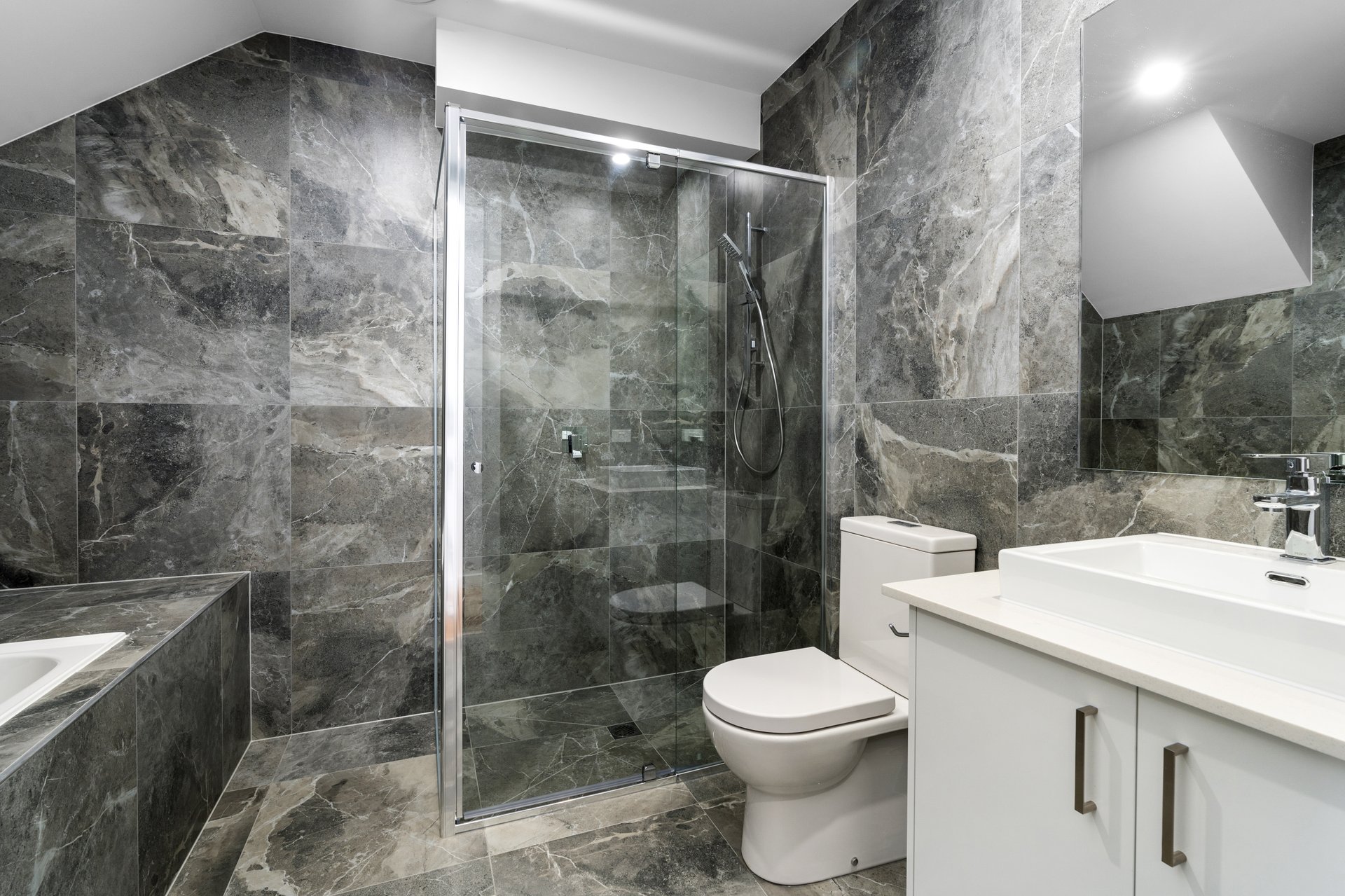 Property Gallery Thumbnail 4