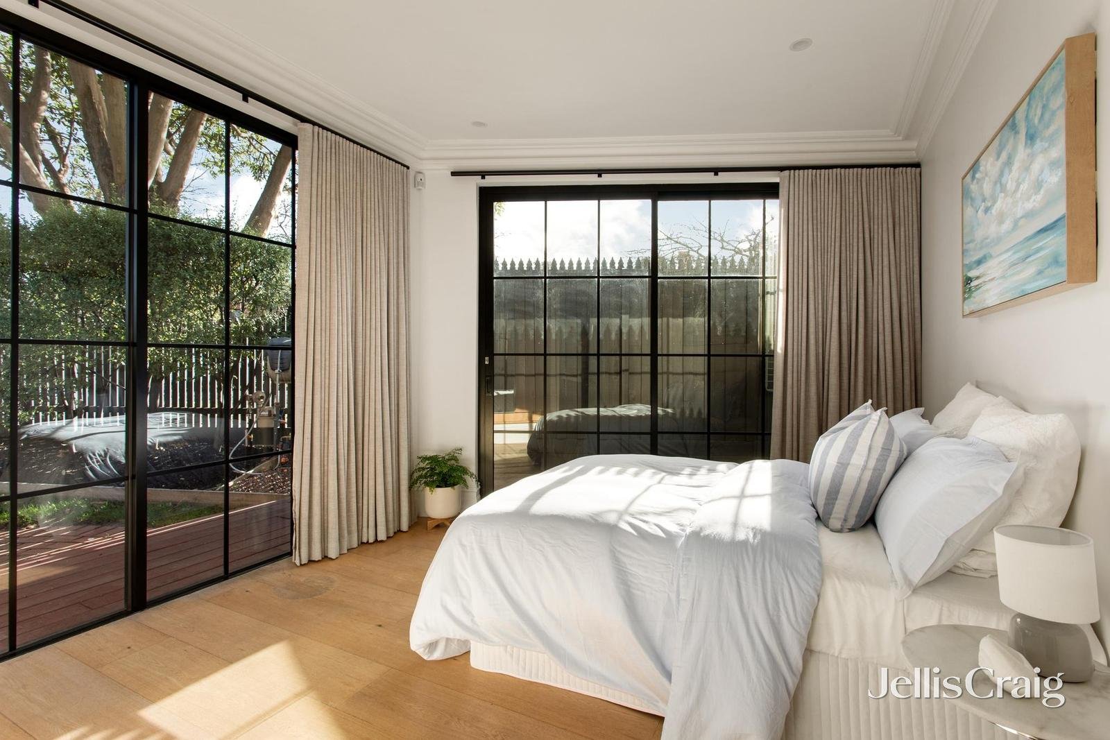 1c Linda Crescent, Hawthorn image 10