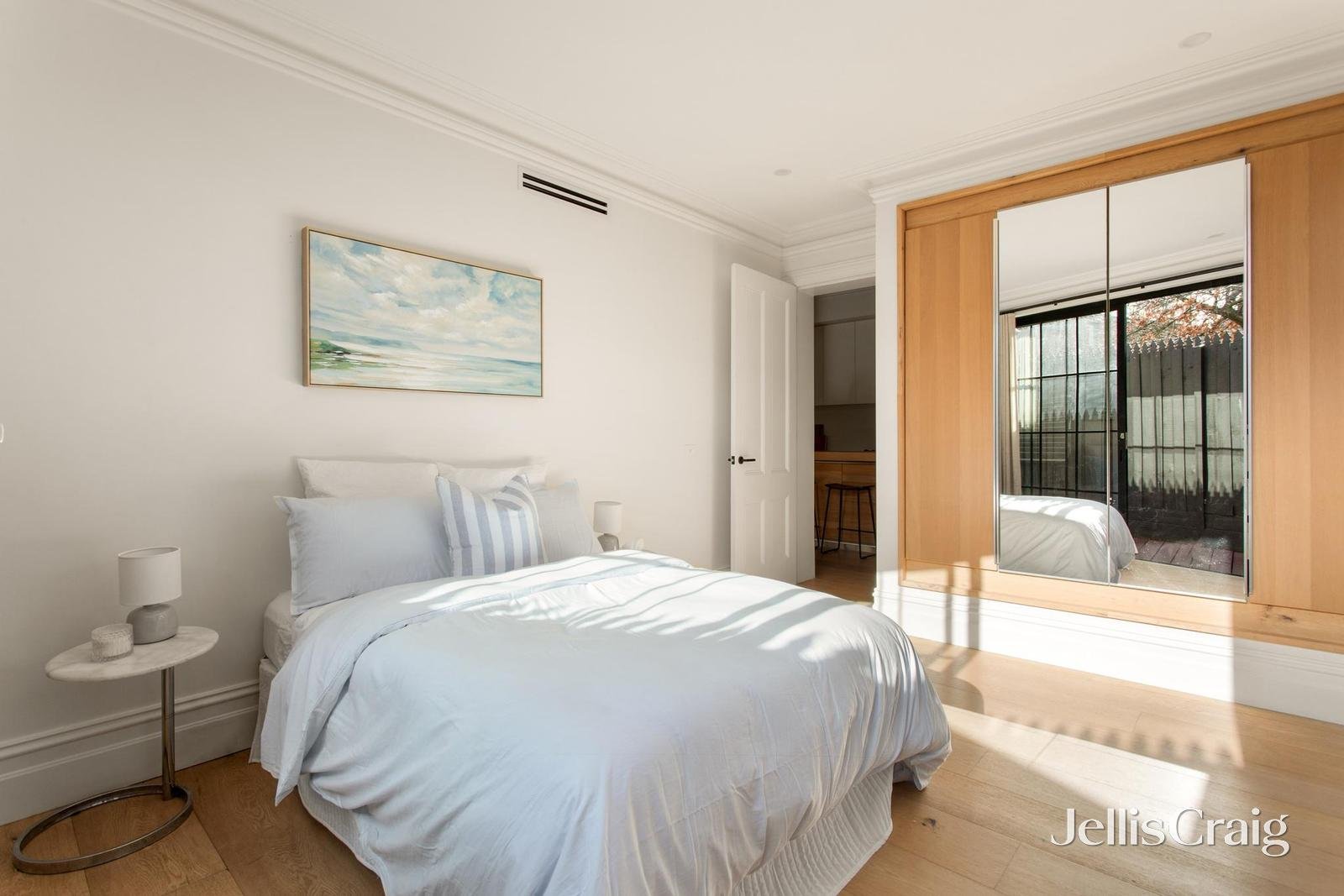 1c Linda Crescent, Hawthorn image 12