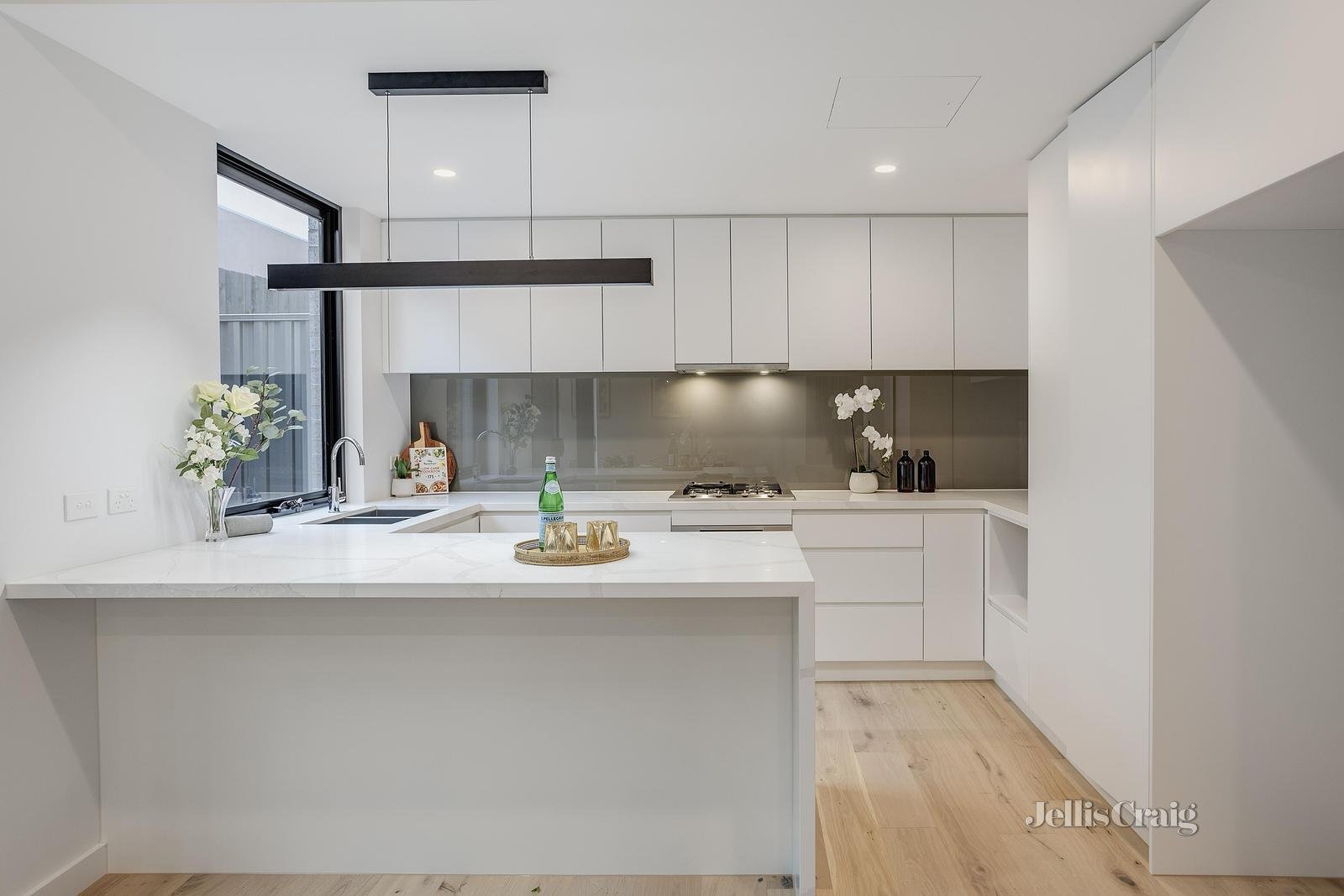 1C Lord Street, Doncaster East image 5