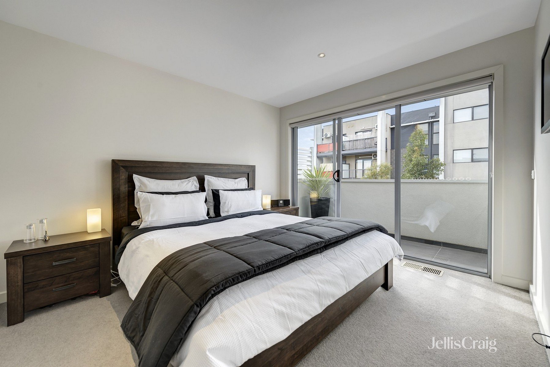 1C Mary Street, Preston image 3