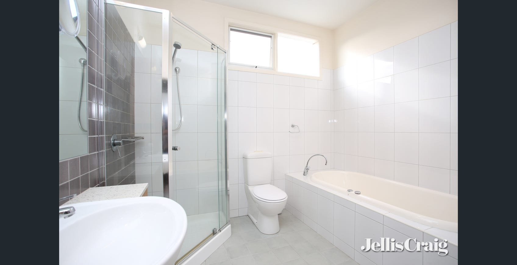 1C Vista Road, Hampton image 5