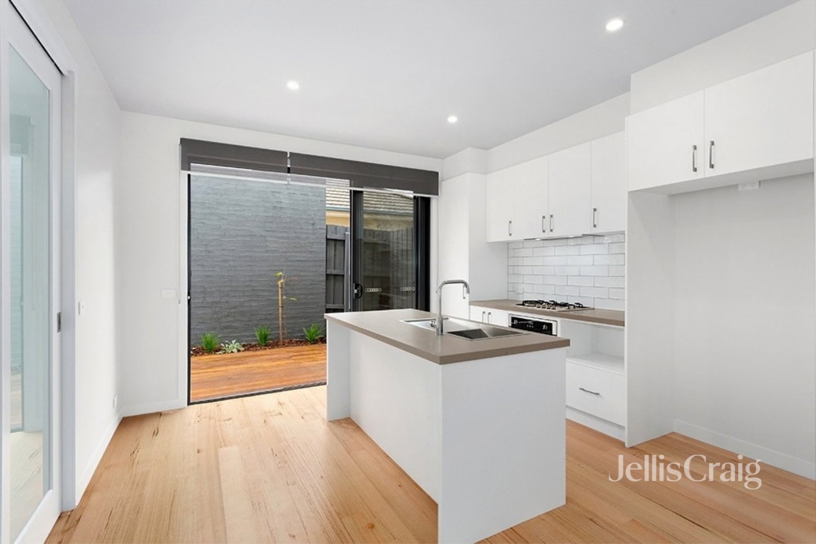 1D High Street, Watsonia image 3