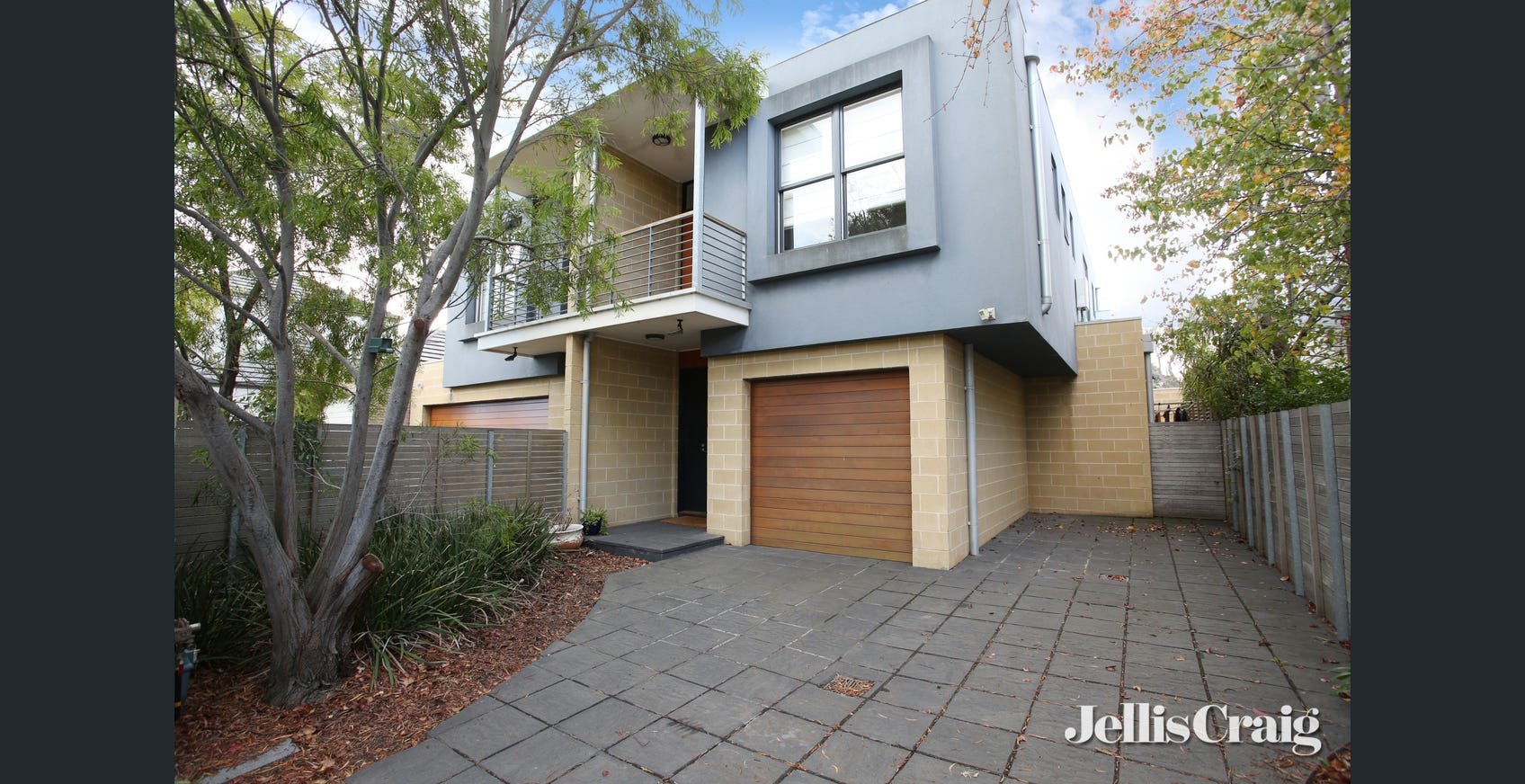 1D Vista Road, Hampton image 1