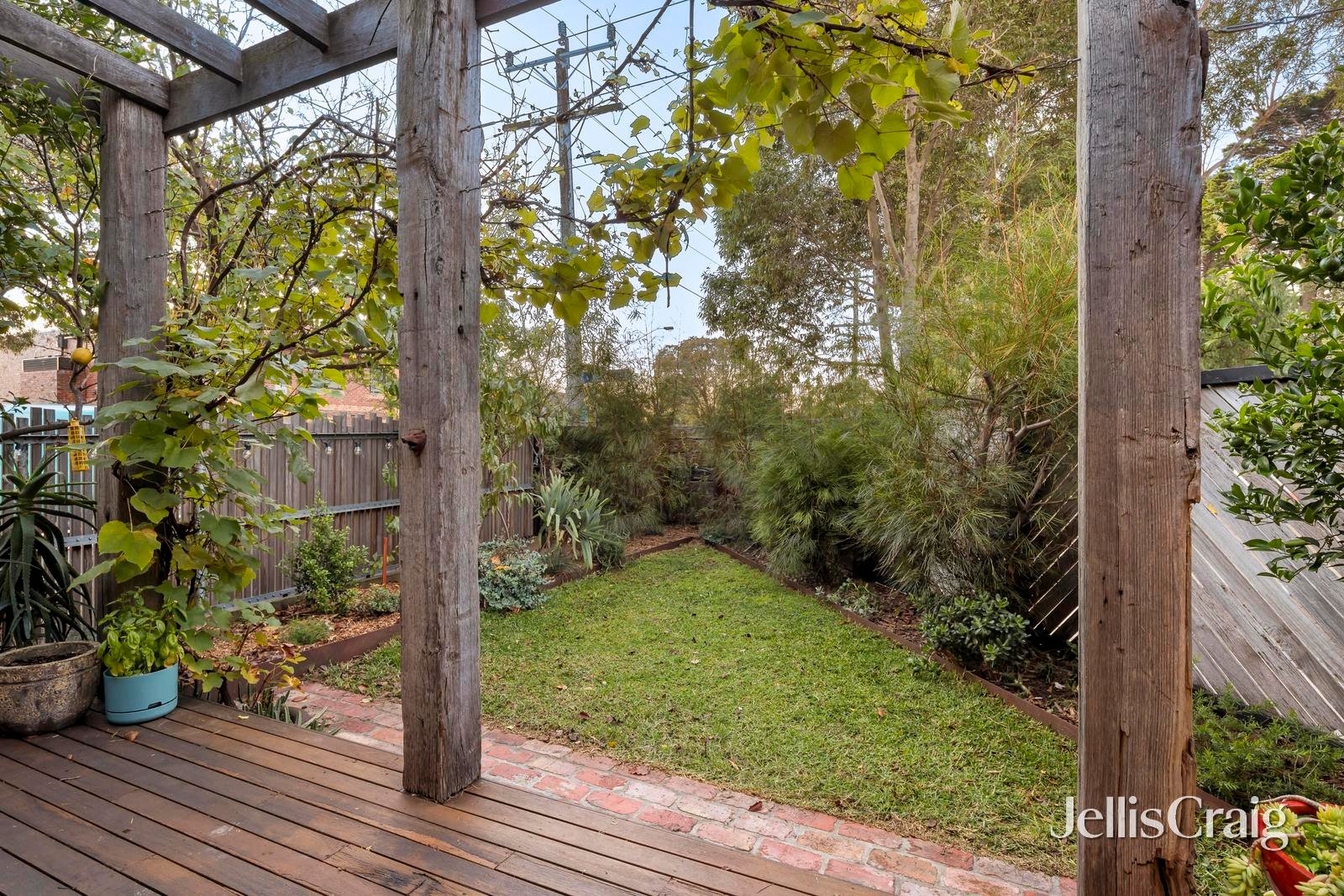 1E Ripon Grove, Elsternwick image 9