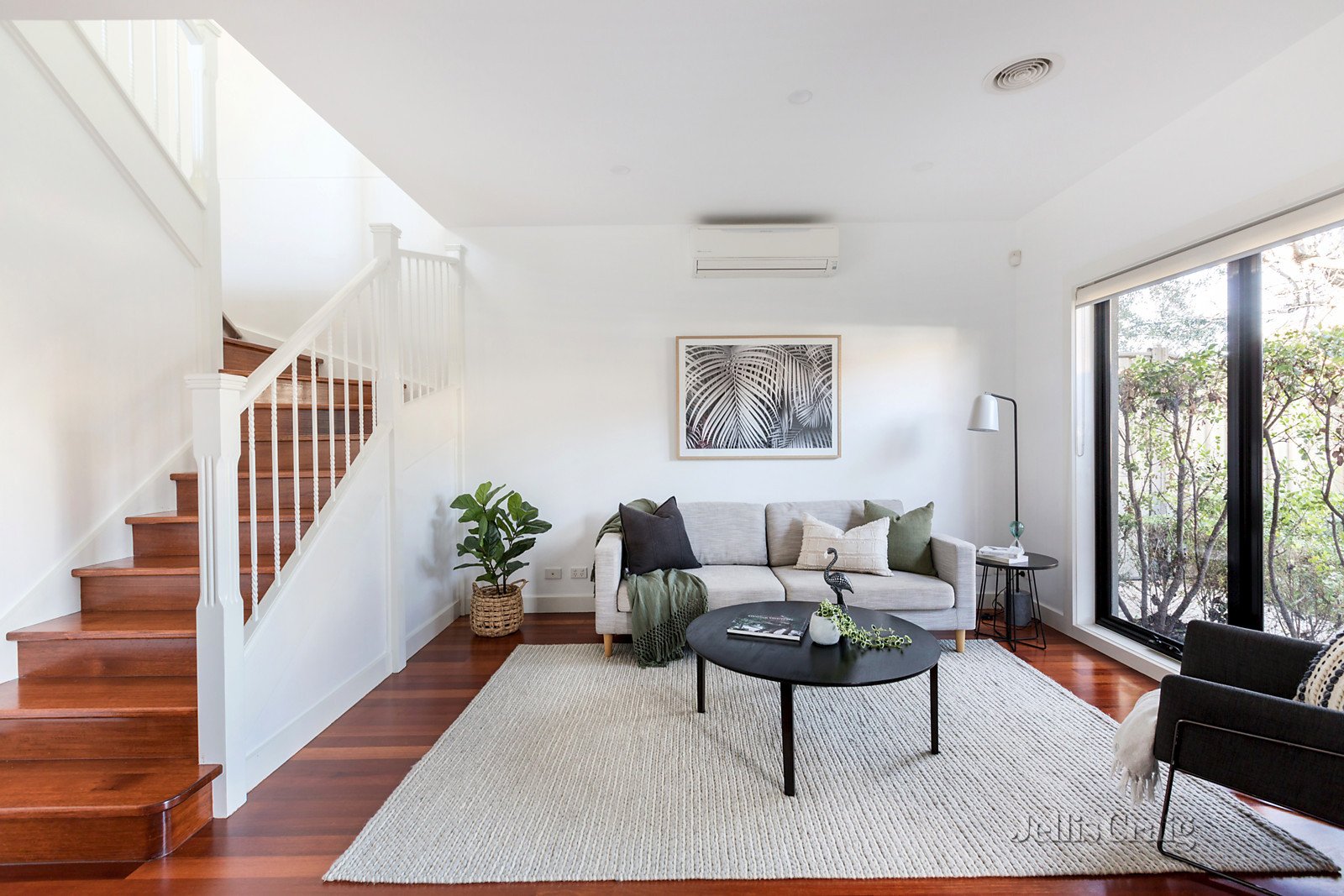 1f Tovan Akas Avenue, Bentleigh image 2