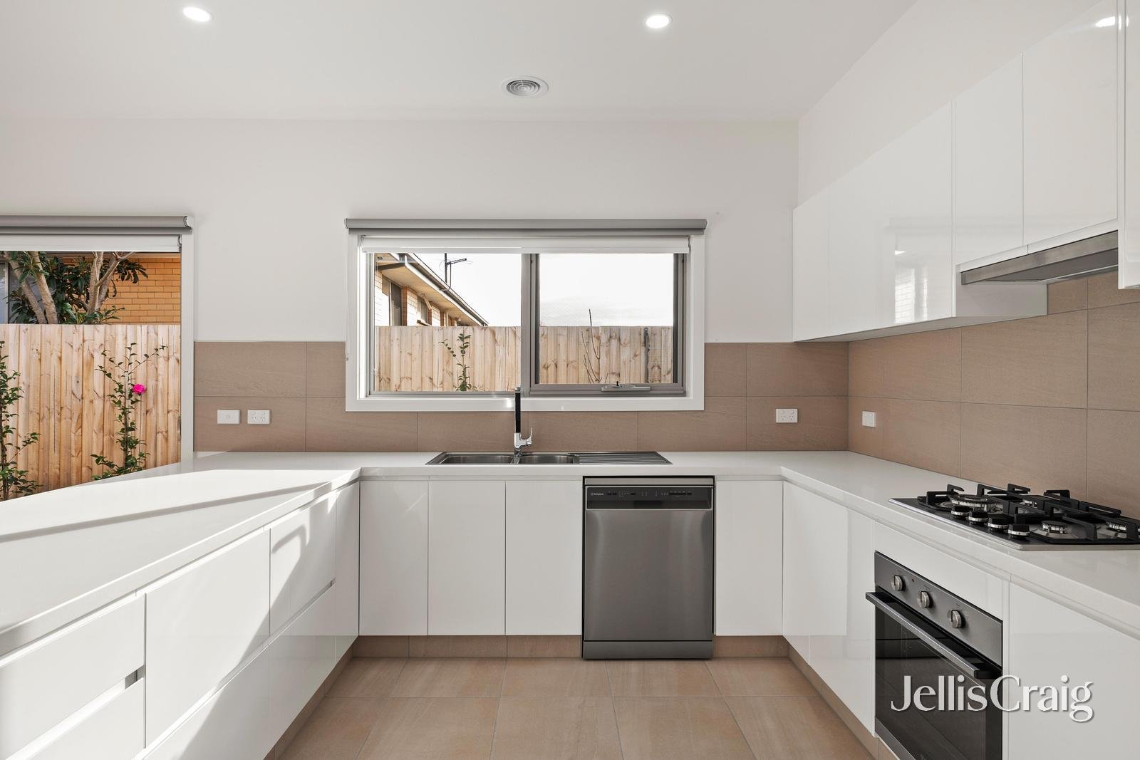 2, 3, 4/11 Caroline Street, Kilsyth image 18