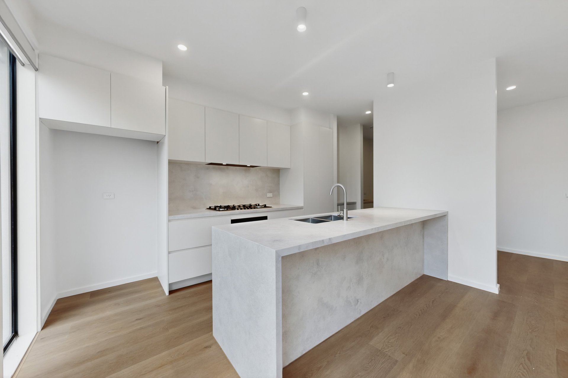 2 & 3/23 Lilac Street, Bentleigh East image 3