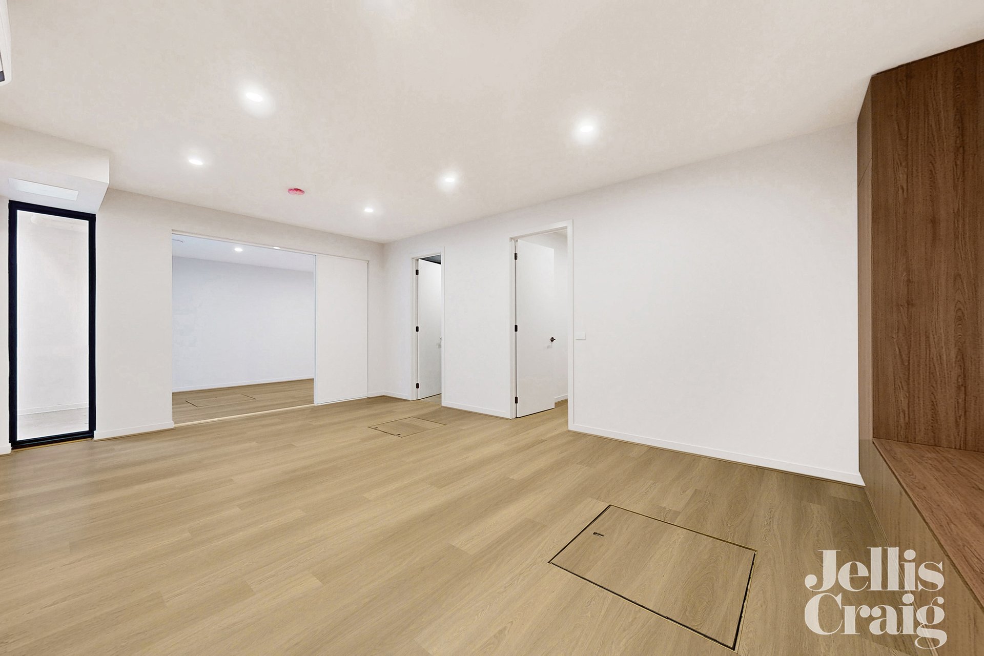 2 & 3/3 Duckmanton Court, Bentleigh East image 6