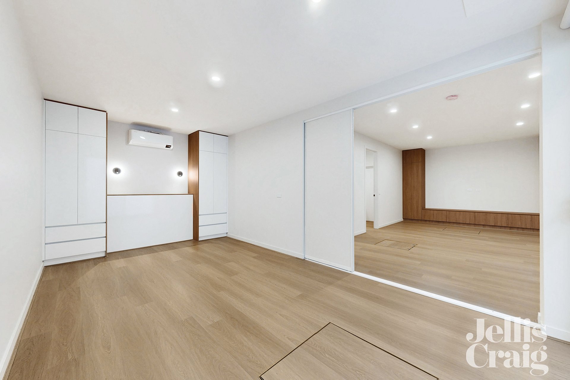 2 & 3/3 Duckmanton Court, Bentleigh East image 10