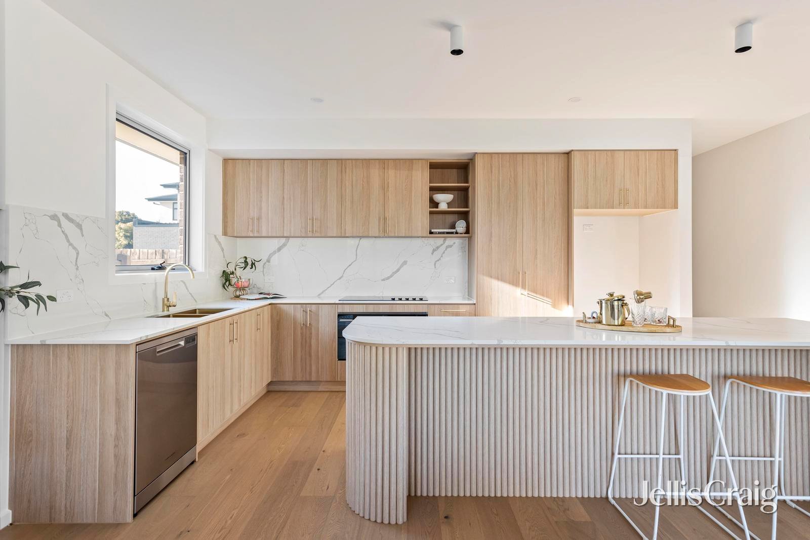2 & 3/5 Reilly Court, Croydon South image 6