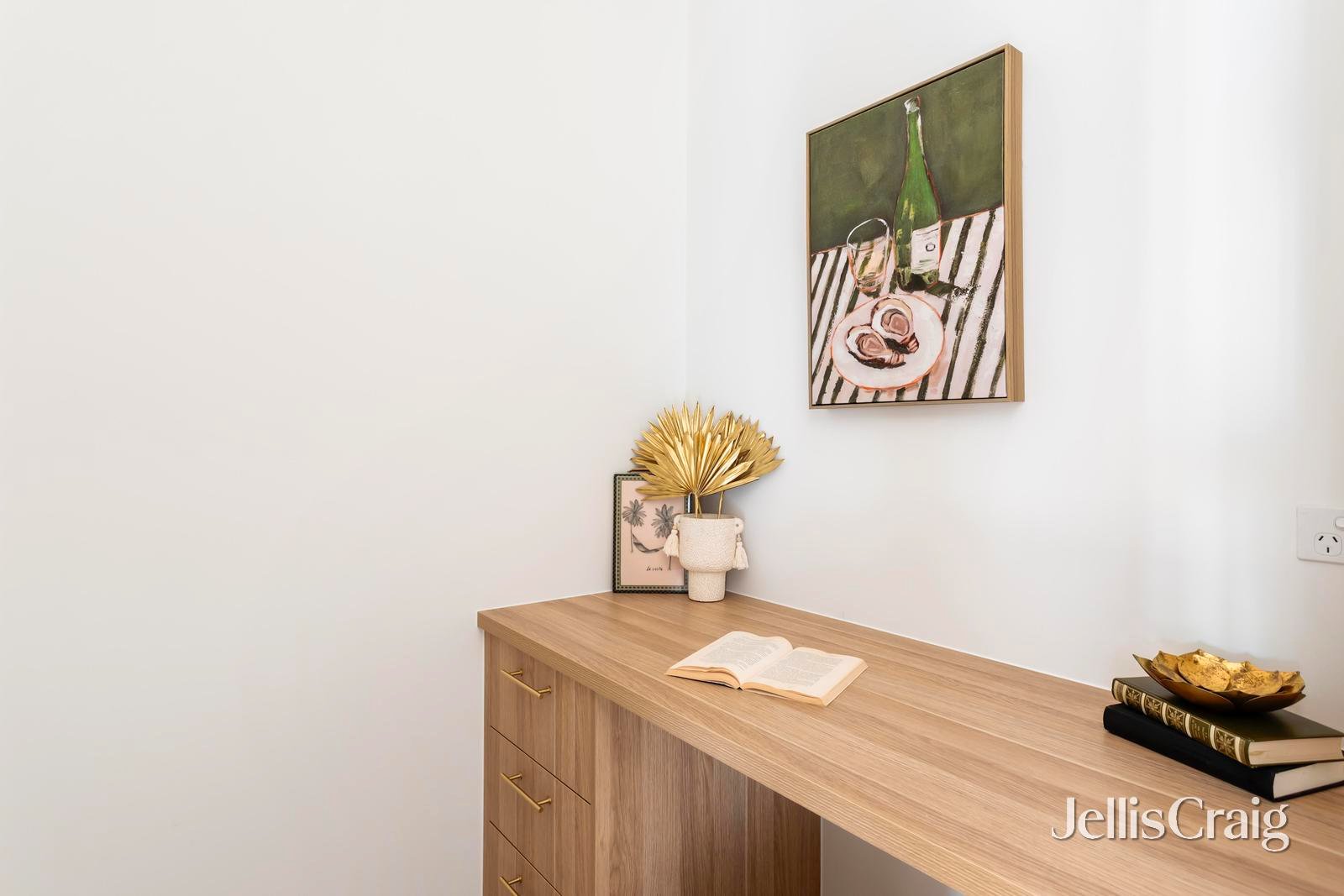 2 & 3/5 Reilly Court, Croydon South image 12