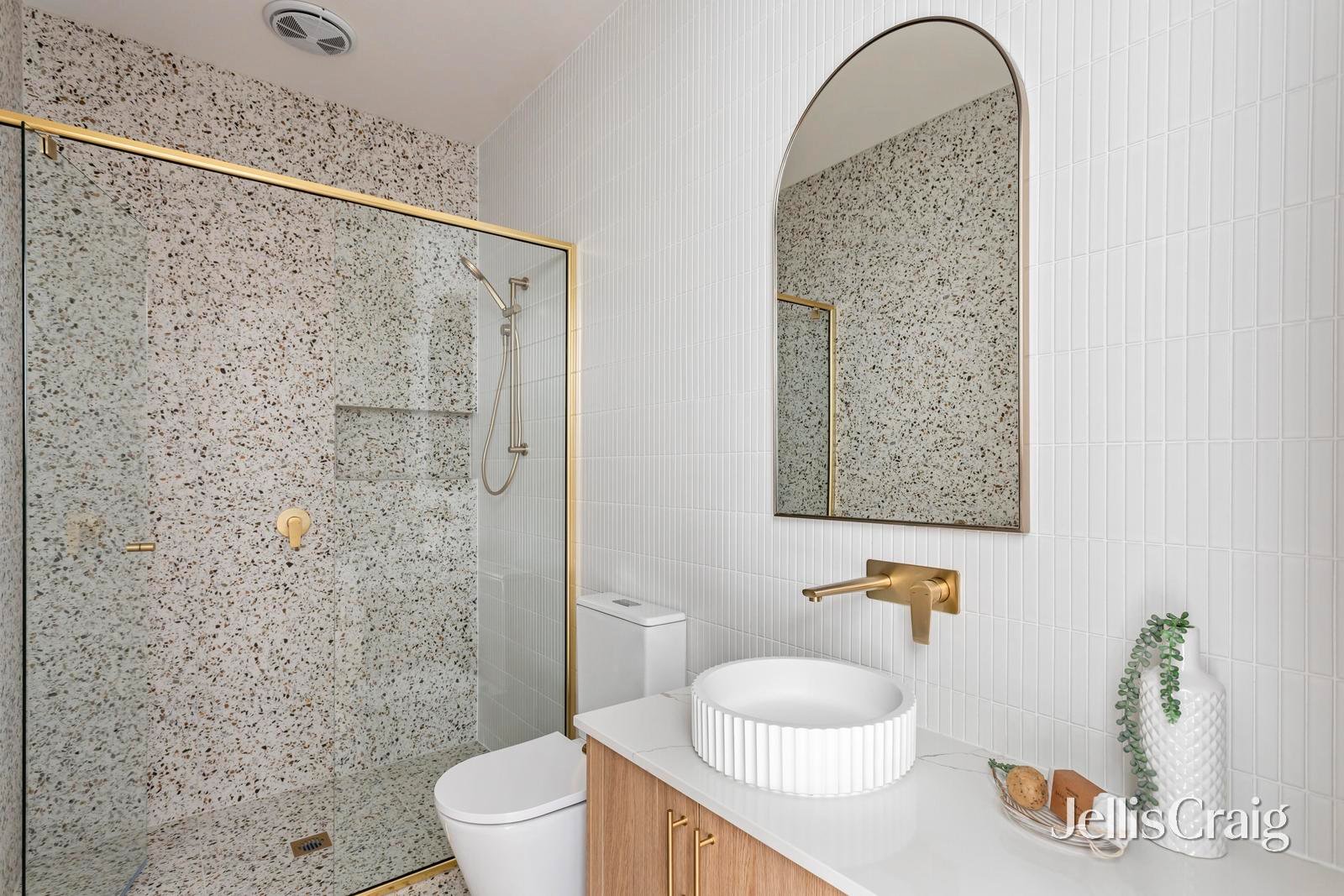 2 & 3/5 Reilly Court, Croydon South image 21