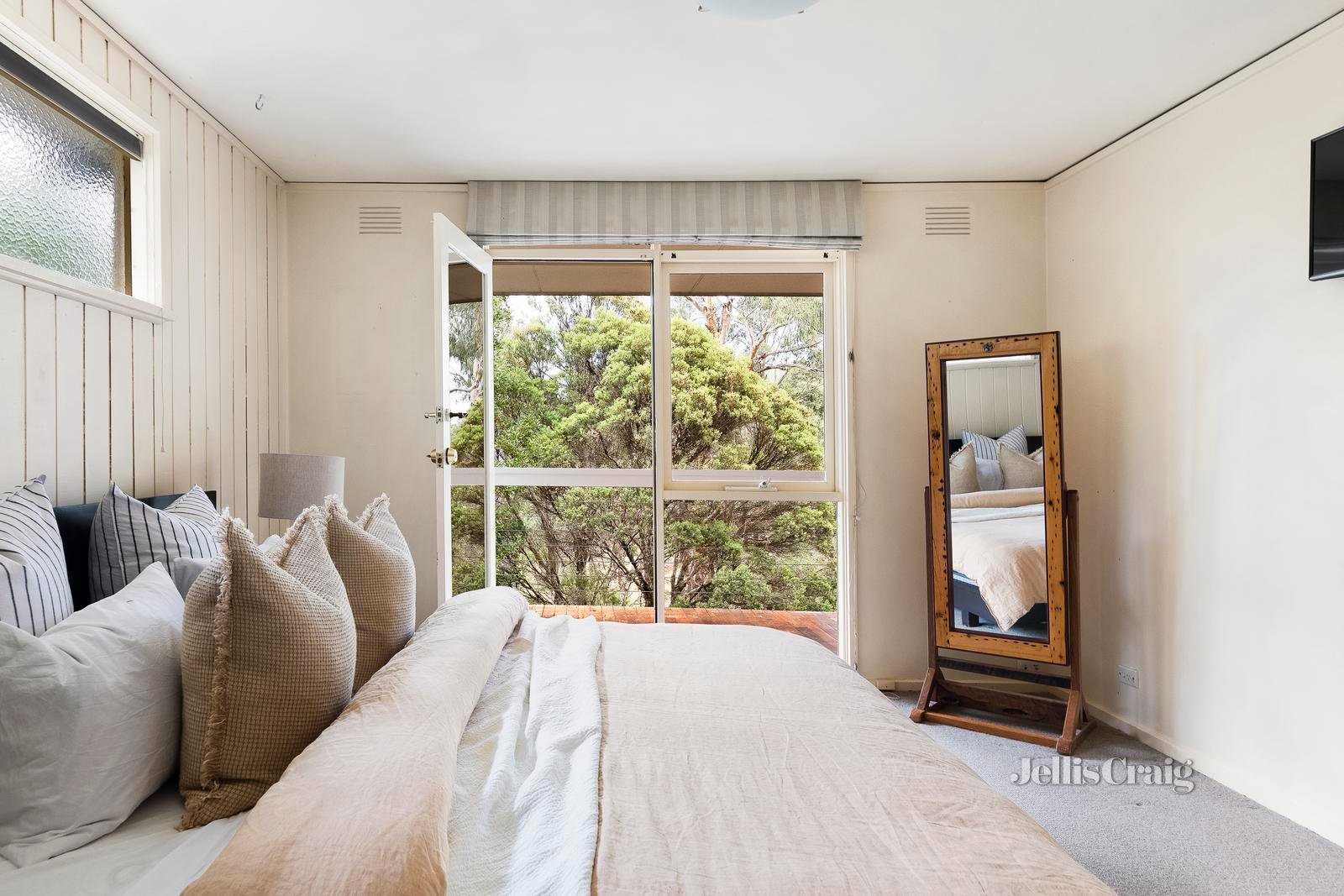 2-4 Antoinette Boulevard, Eltham image 19