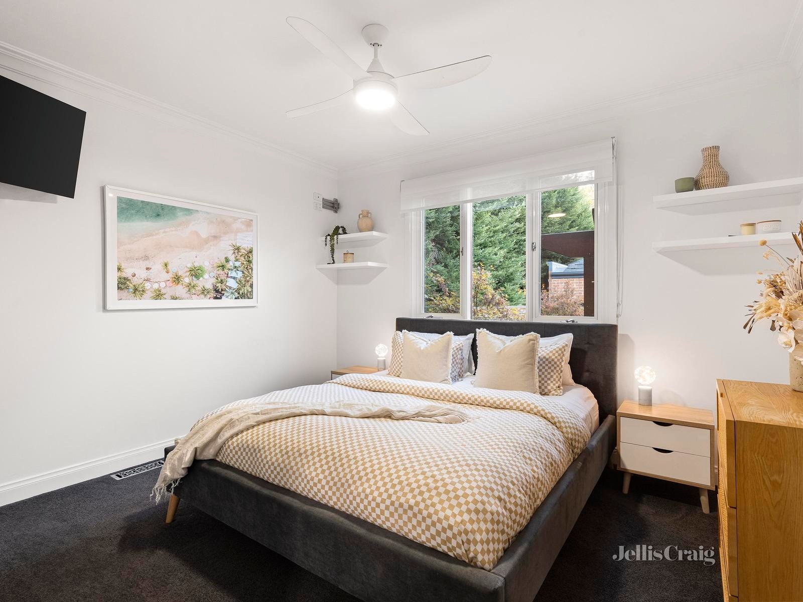 2-4 Camber Avenue, Park Orchards image 13