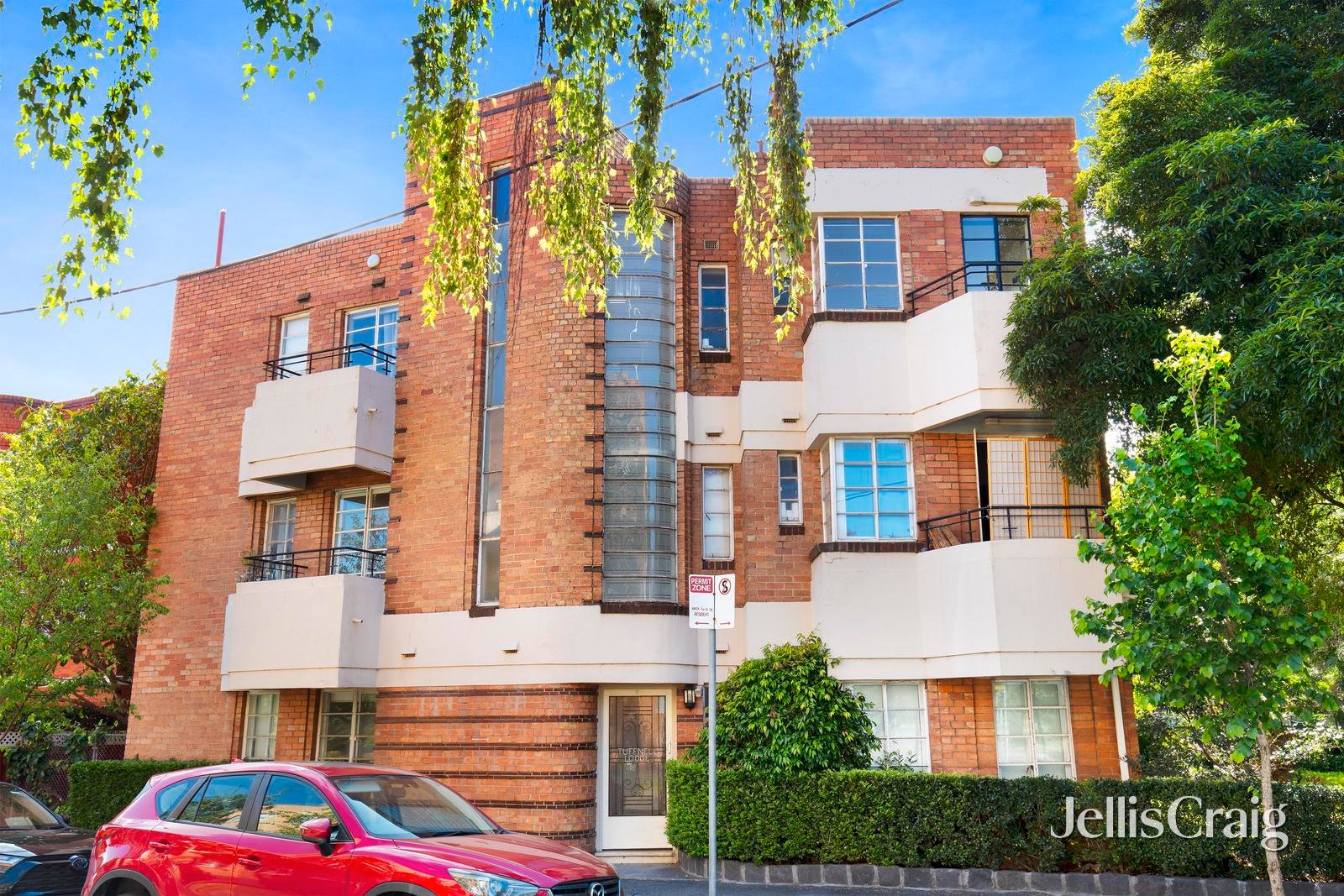 2-4 Garden Avenue, East&nbsp;Melbourne image 1