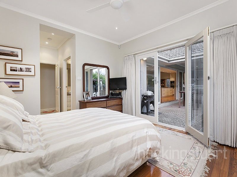 2-4 Tormey Street, Balwyn North image 6