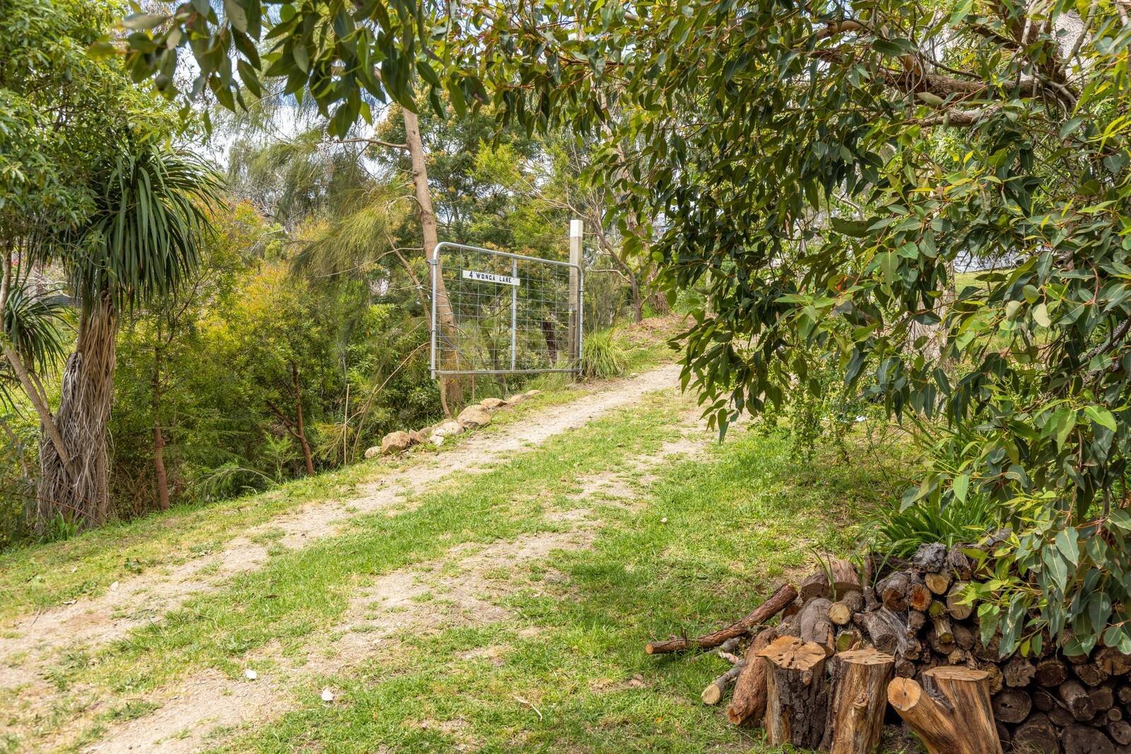 Property Gallery Thumbnail 11