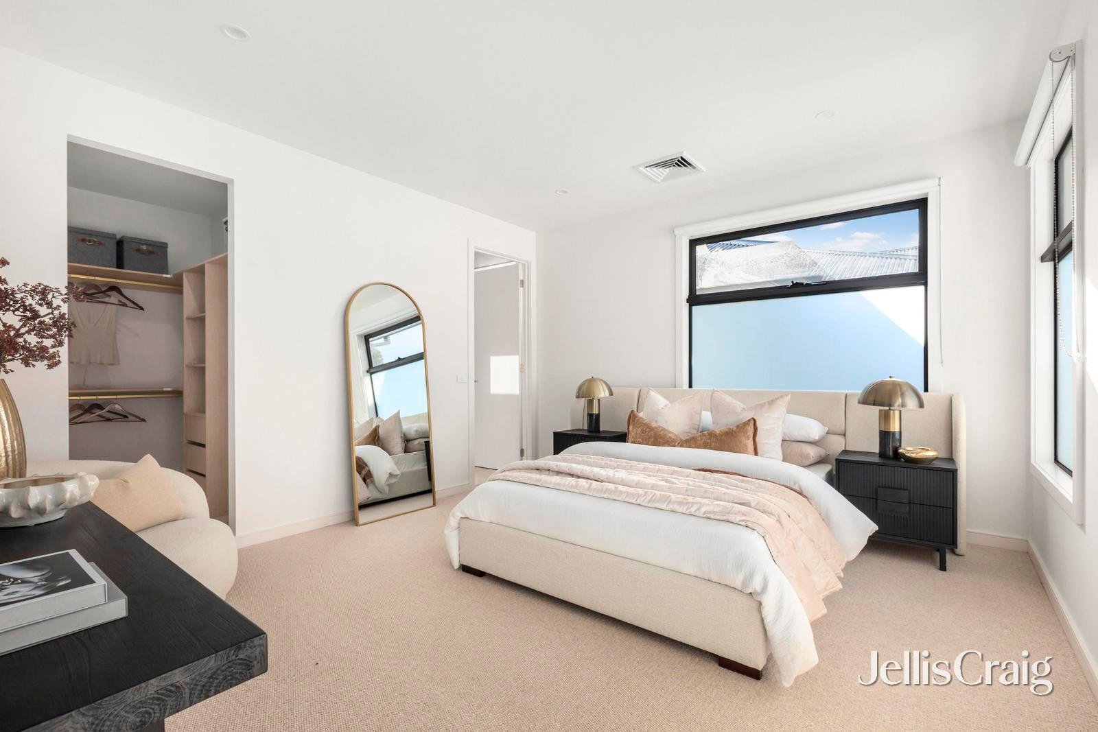 2 & 4/11 Laurence Avenue, Airport&nbsp;West image 15