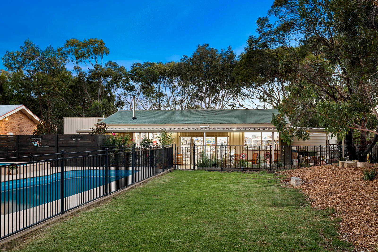 Property Gallery Thumbnail 15