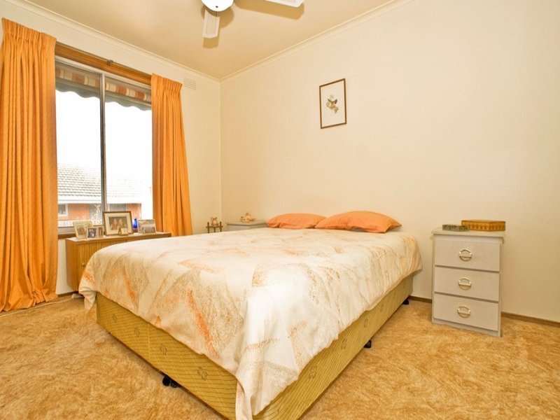 2, 7 FORTUNA Avenue, Croydon image 5