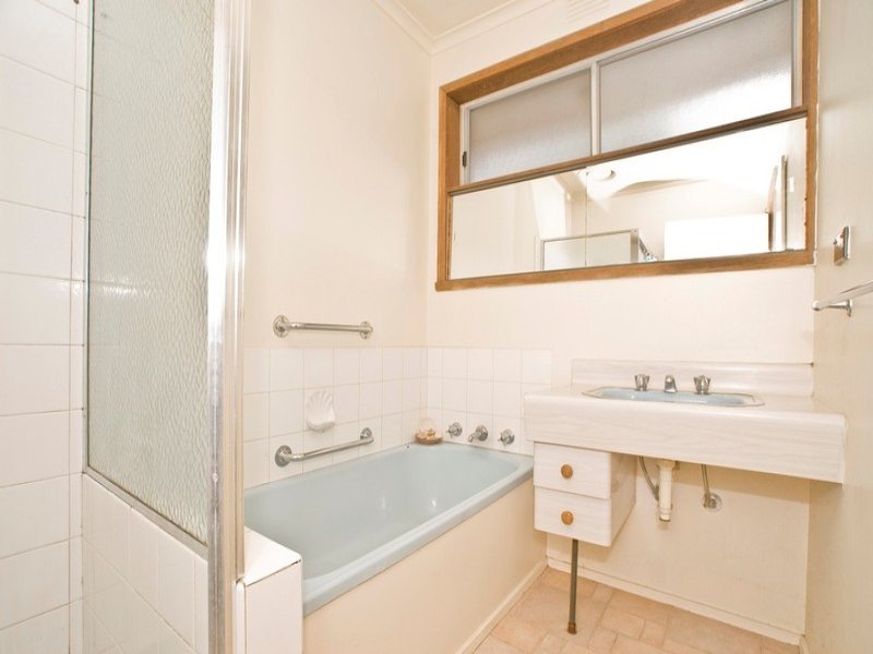 2, 7 FORTUNA Avenue, Croydon image 6