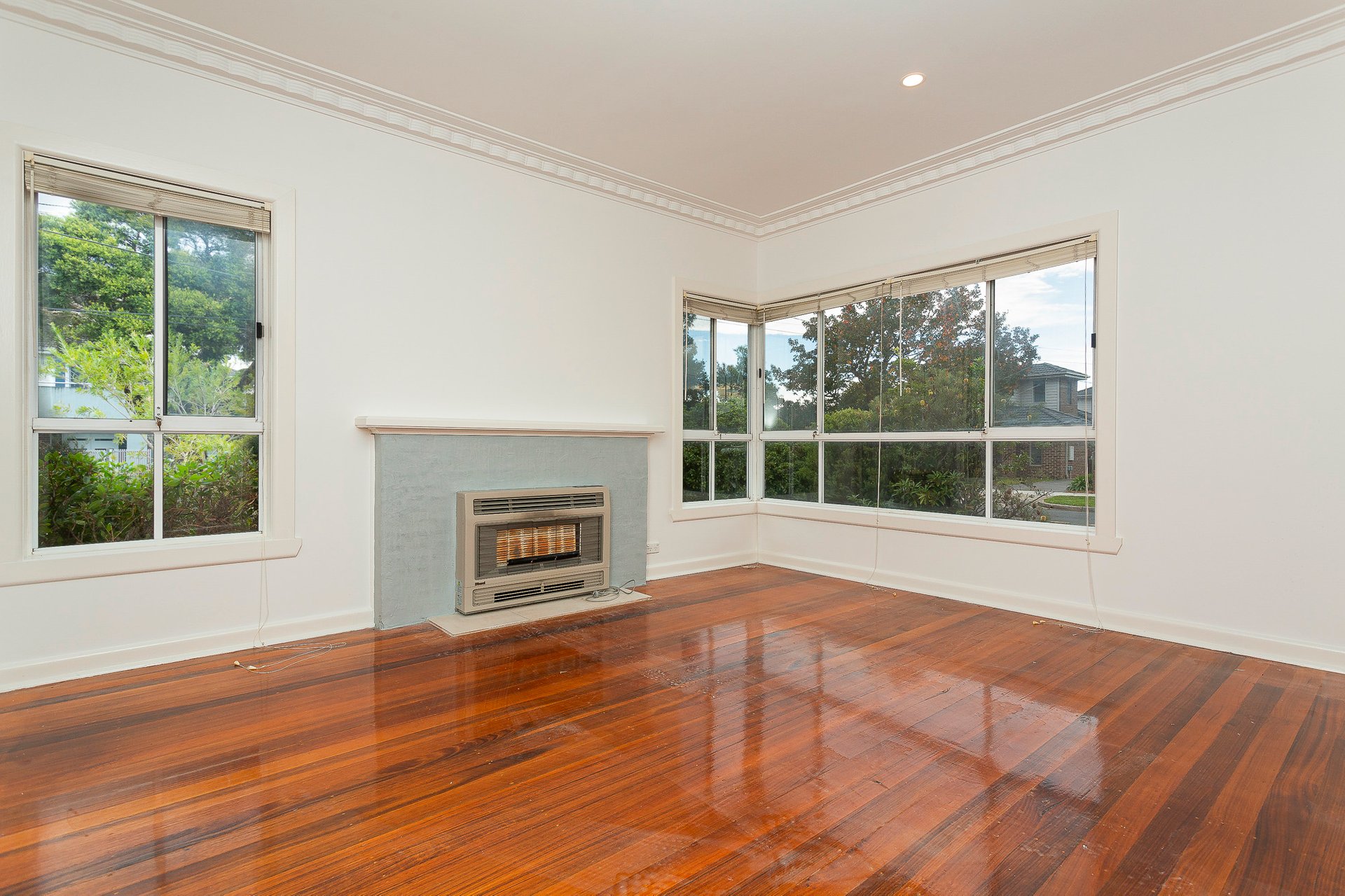 Property Gallery Thumbnail 2