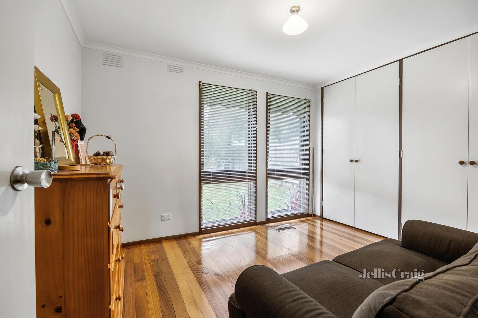 2 Acland Close, Mulgrave image 5