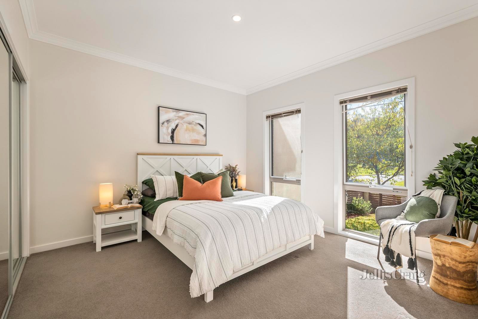 2 Adriana Close, Mooroolbark image 7