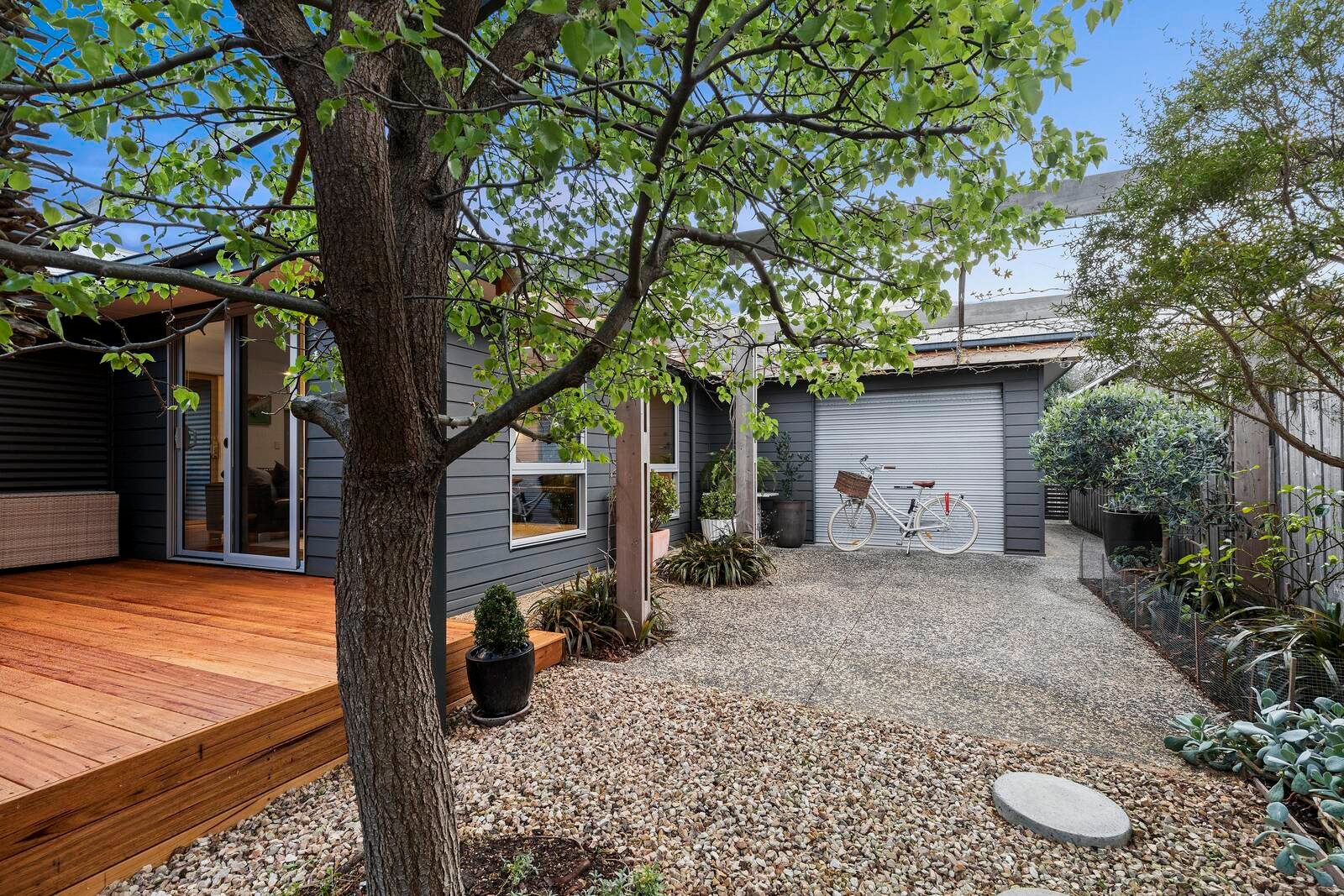 Property Gallery Thumbnail 17
