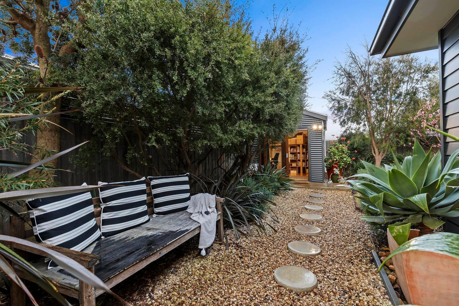 Property Gallery Thumbnail 19