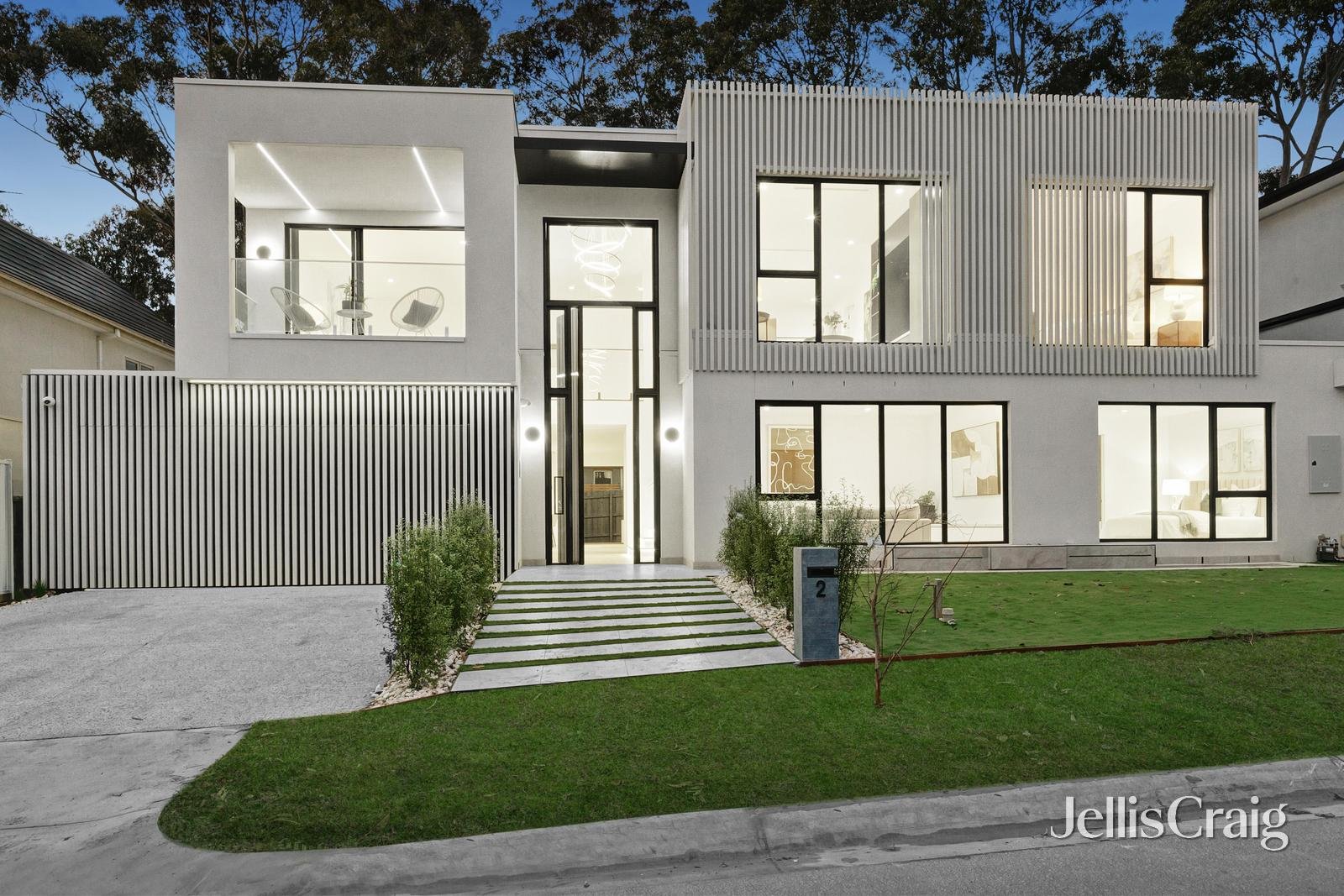 2 Aitchison Court, Glen&nbsp;Waverley image 1