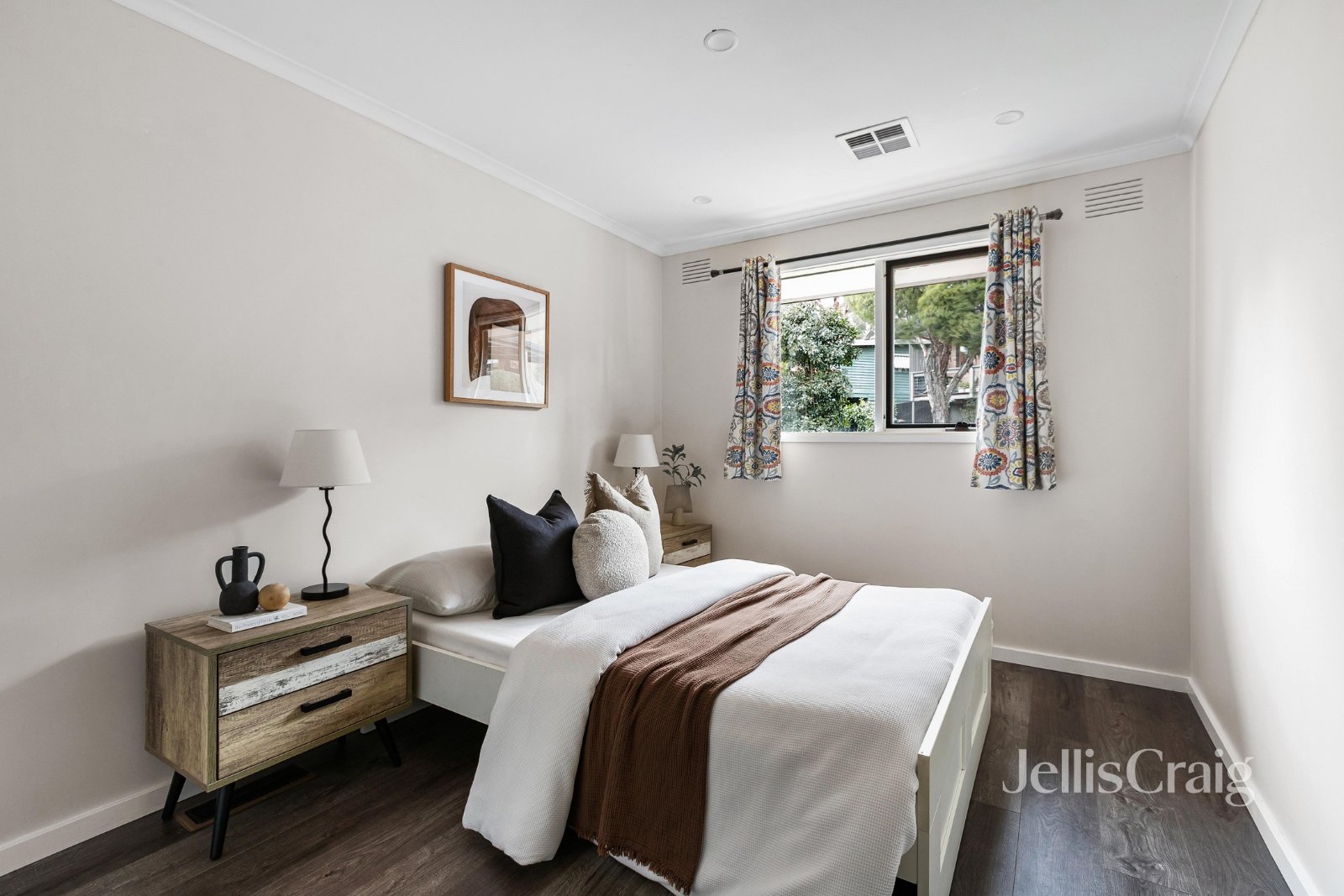 2 Akima Close, Greensborough image 9